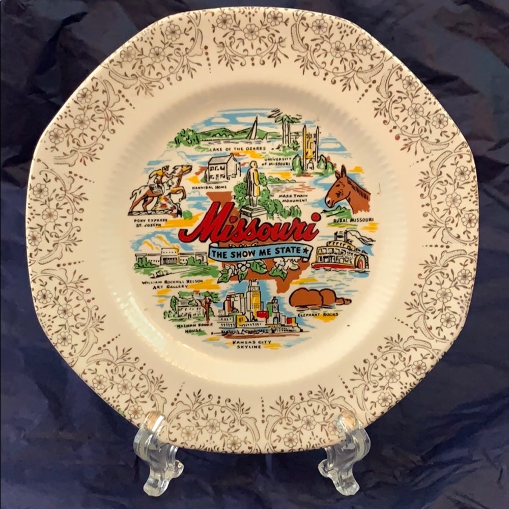 Vintage 7” Souvenir Missouri plate. Octagon shape